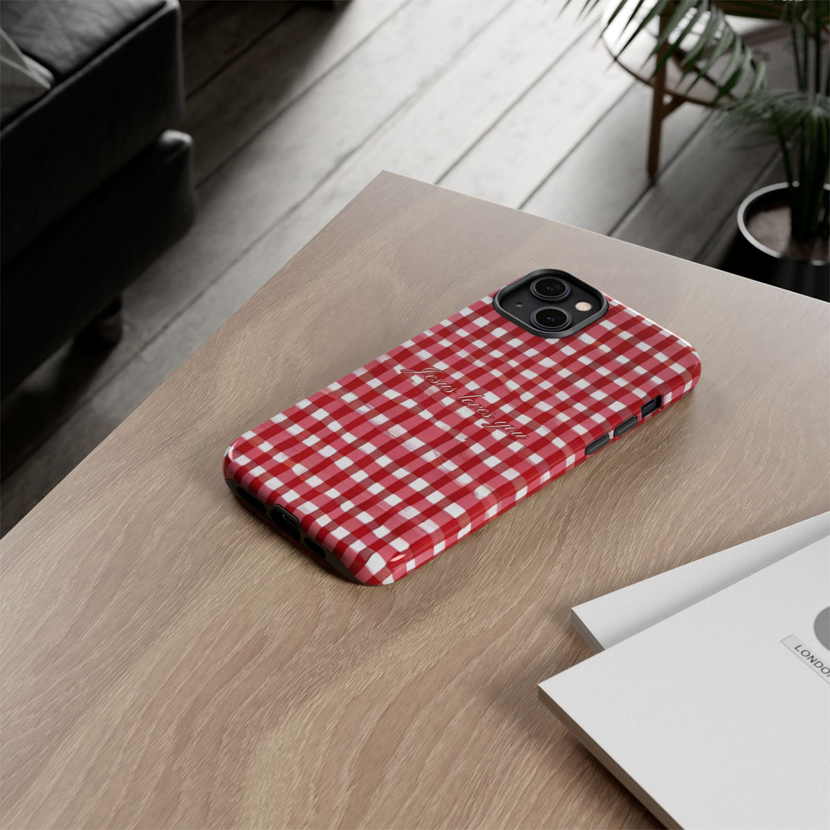 Jesus loves you Gingham phone case