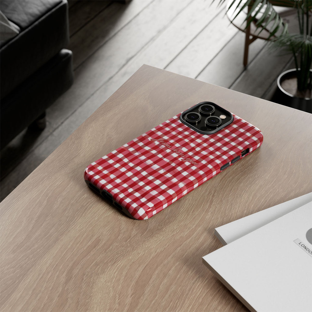 Jesus loves you Gingham phone case